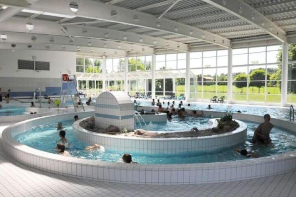 Apartament De 2 A 6 Personnes - Le Street'Art - Sarrebourg Centre - Gare A 500M - A 20 Minutes De Center Parc Et Parc Animalier Sainte-Croix - Netflix - Wifi Zewnętrze zdjęcie